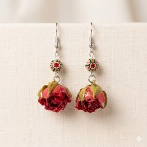 Glossy Rosebud Earrings with Floral Beads
